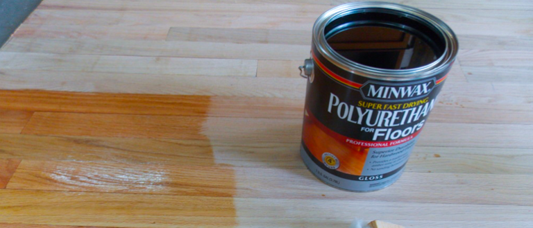 How Many Coats Of Polyurethane On Hardwood Floors