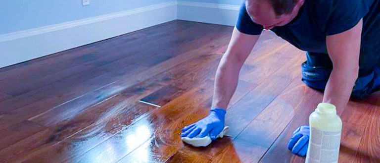 What Causes Dark Spots On Hardwood Floors | The Best Practical Guide