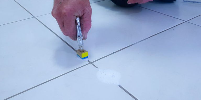 How to Remove Glue From Tile Floor