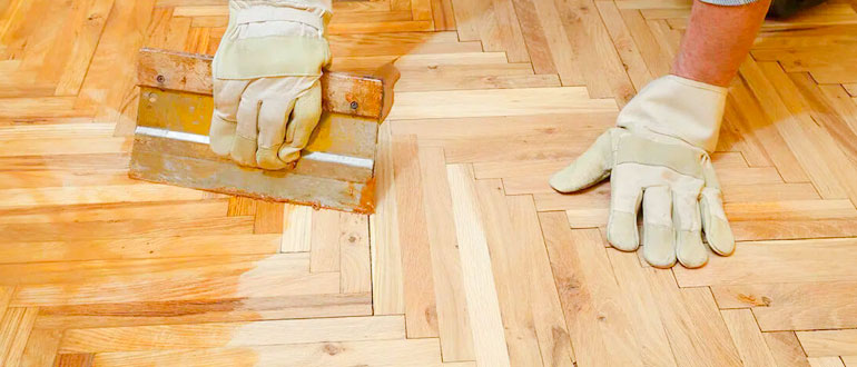 Prepare the area to clean parquet floors, Before cleaning your parquet floor prepare the area is the best practice. 