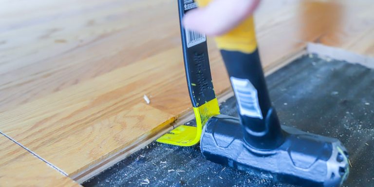 How to Remove Wood Flooring